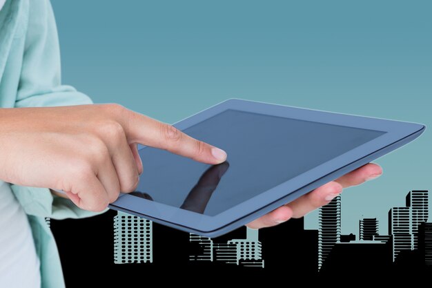 Jak wyszukiwarki ksiąg wieczystych online zmieniają rynek nieruchomości w Polsce