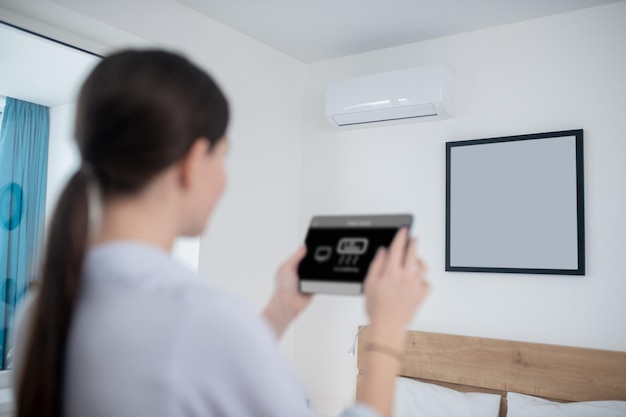 Jak poprawić wydajność systemu wentylacyjnego w domu dzięki nowoczesnym rozwiązaniom technologicznym?